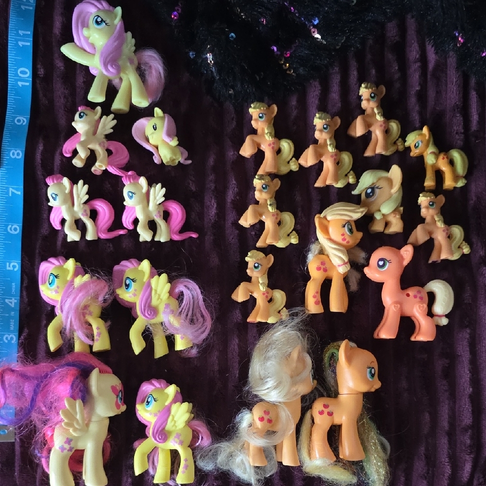 My Little Pony Assorted AppleJacks & Fluttershy 21 Pieces